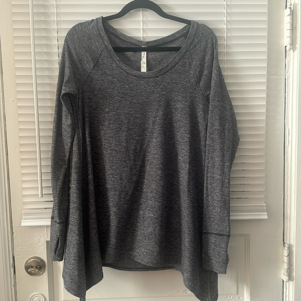 Lululemon Athletica shirt